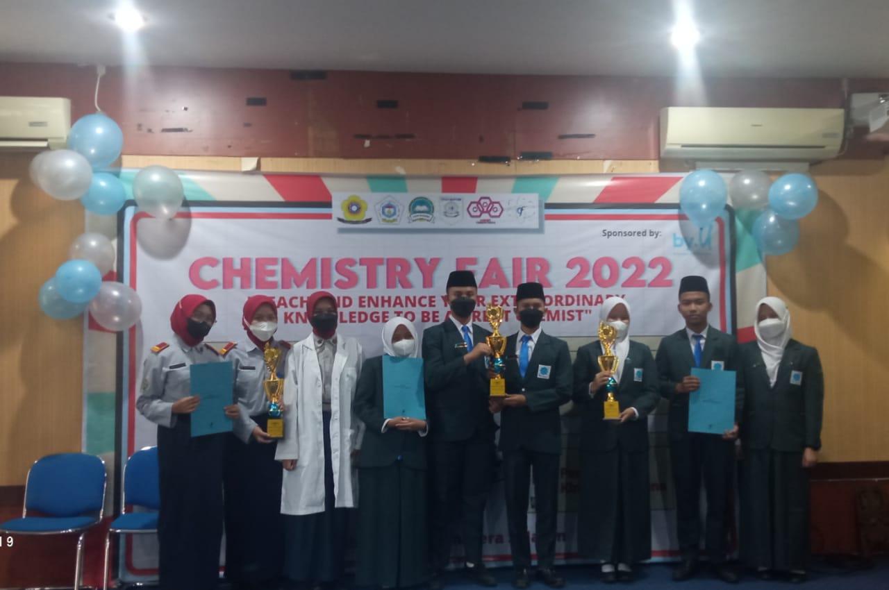 Menang Telak, Tim Olimpiade MAN IC OKI Juara LCC Kimia Universitas Sriwijaya