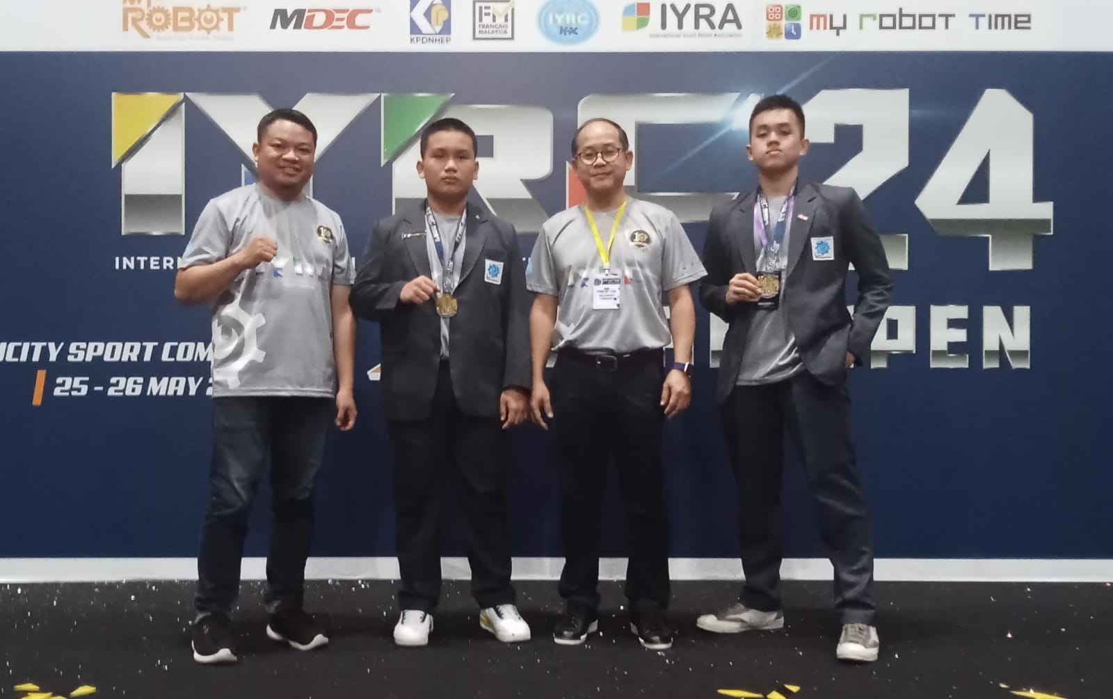 MAN IC OKI Juara I Robotik Internasional di Malaysia